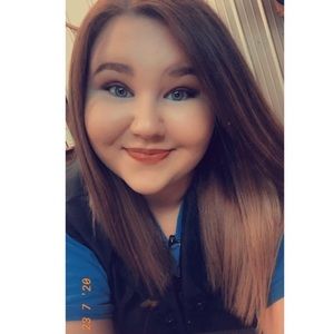 Meet your Posher, Addison